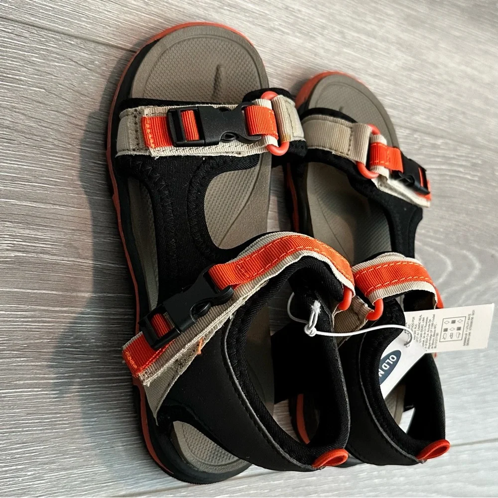 NWT. Old Navy Kids Sandals - Size 13